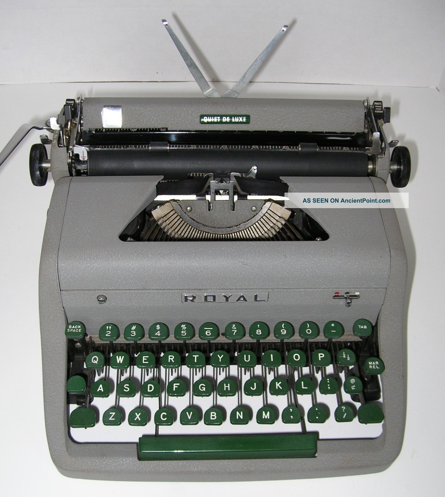 Tom's Typewriter - interesting as usual. tomstypewriter.com